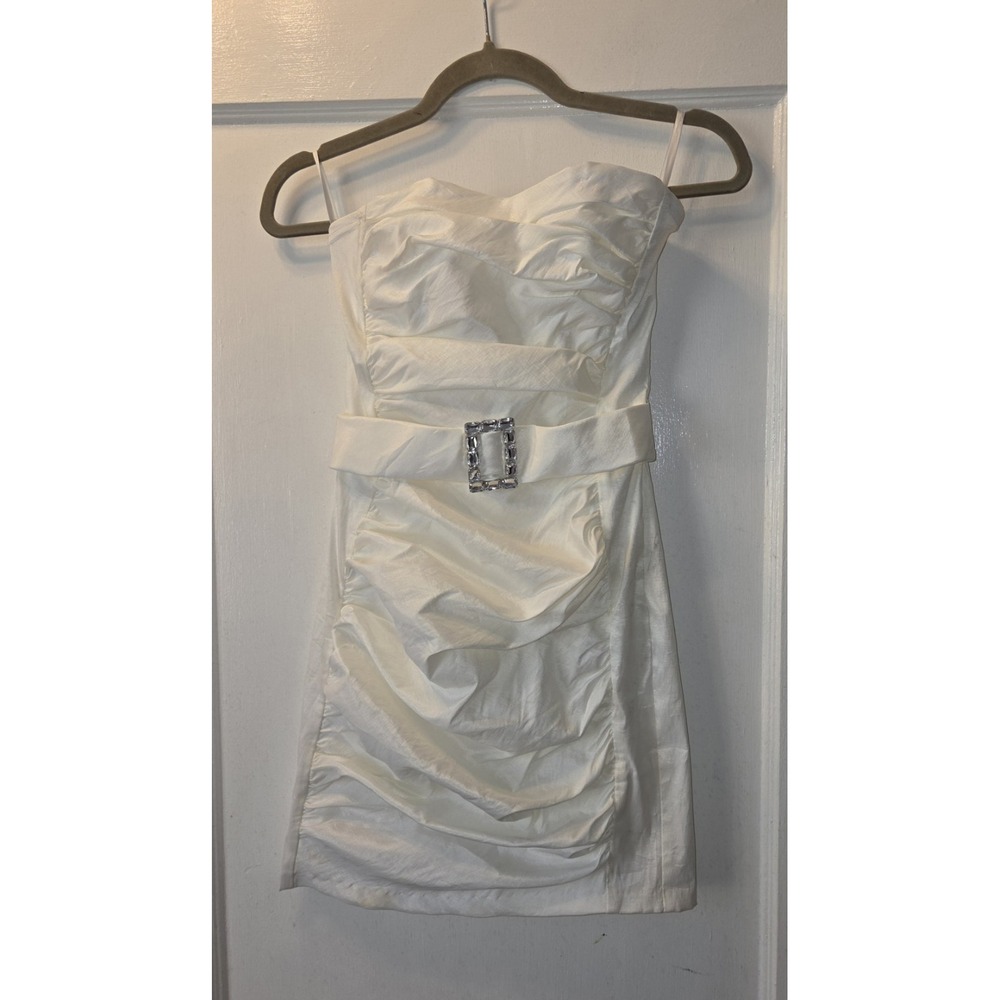 Vintage Jessica McClintock Gunne Sax White Satin Strapless Dress. Gems. 3